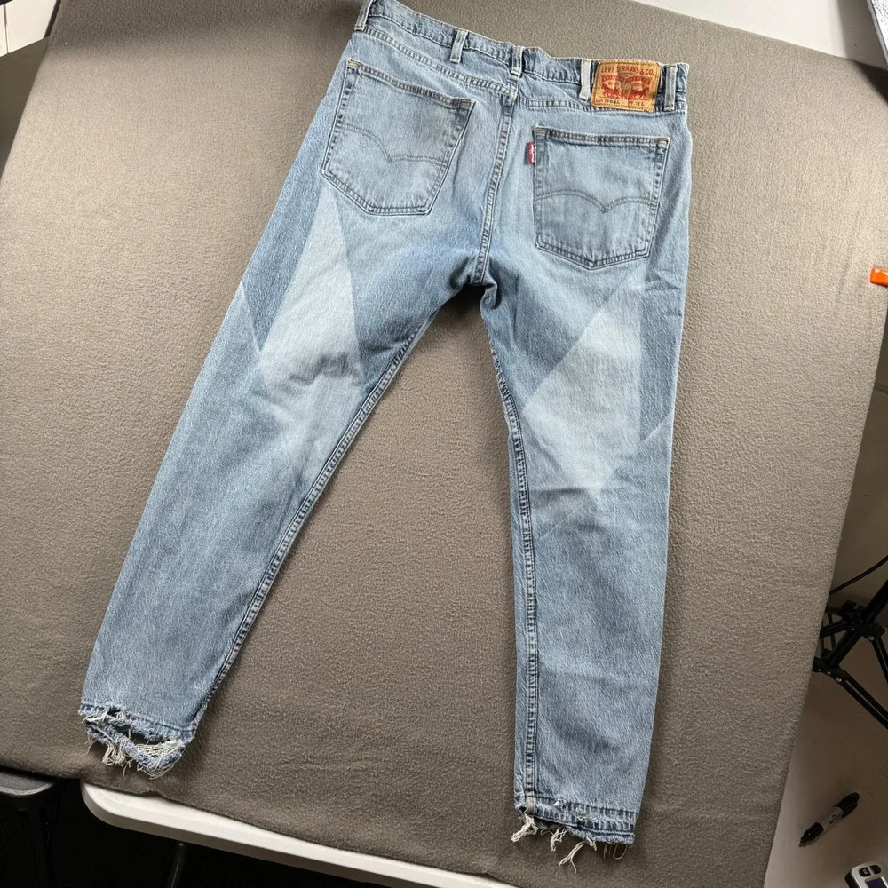 Levi's Jeans Men 38 Light Wash Hi-Ball Taper Frayed Distressed Casual Denim